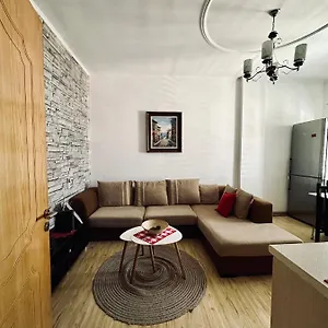 sleepin-shkoder.albaniahotels.org/