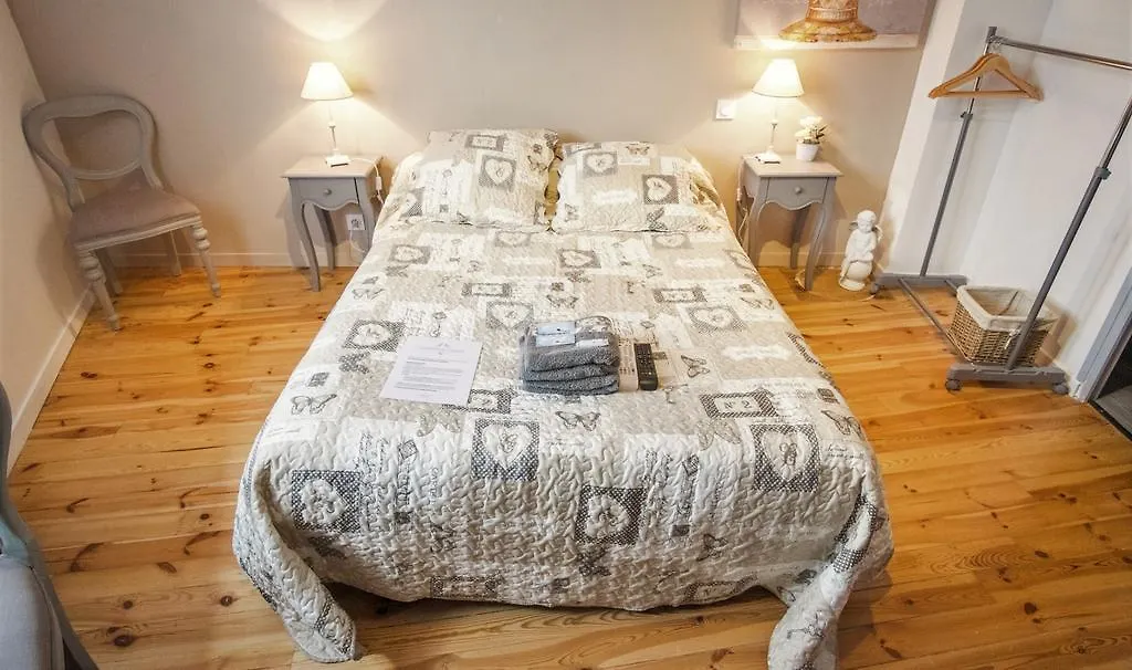Le Compostelle De Conques Apartment 0*,