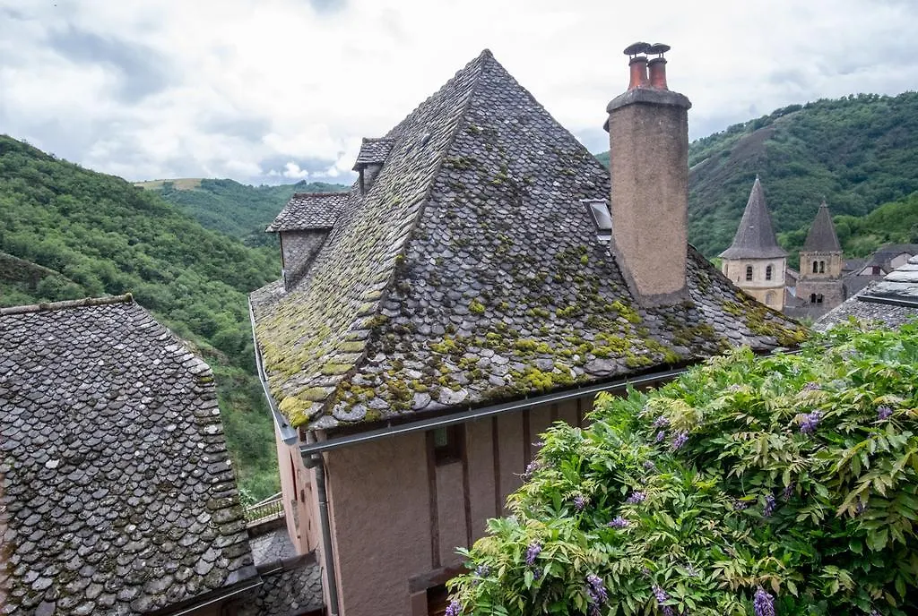 Le Compostelle De Conques 0*,